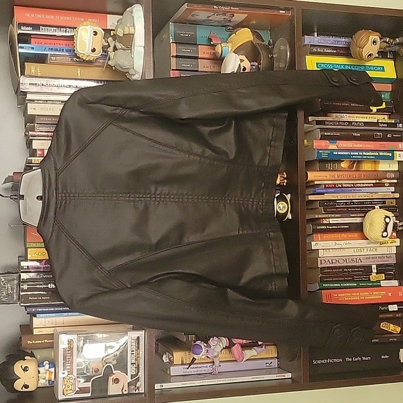 WHBM Cropped Military-Inspured Faux Leather Jacket, Black, Size 2 - Picture 9 of 9